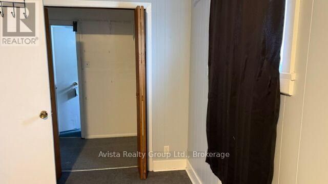 Property Photo:  1202 Gore Street West  ON P7E 3T5 