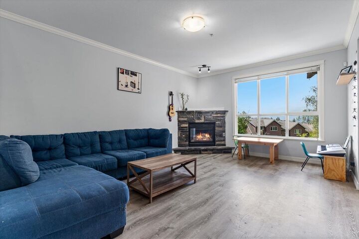 Property Photo: 46832 Hudson Road 26 BC V2R 0L9