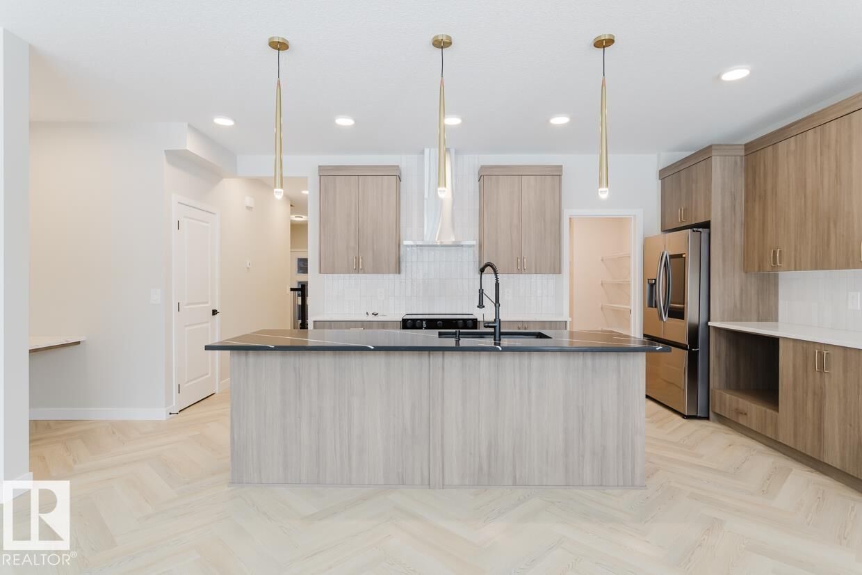 Property Photo:  11 Cessy Street  AB T8T 2E2 