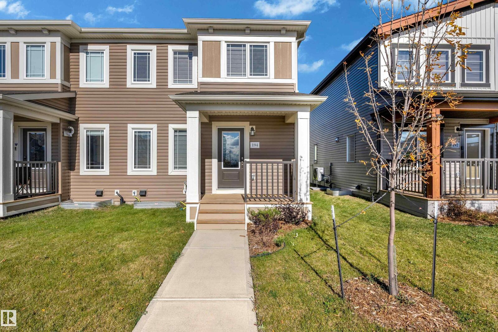 Property Photo:  194 Sunwapta Way NW NW  AB T6M 3E7 