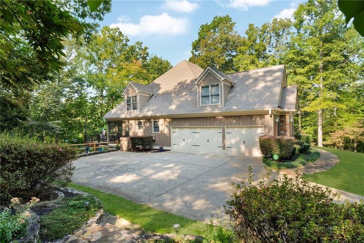 Property Photo:  530 River Estates Parkway  GA 30115 