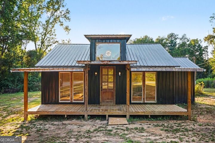 Property Photo:  842 Sunset Road  GA 30520 