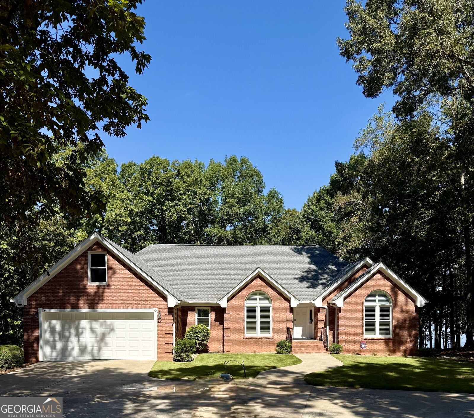 Property Photo:  415 Long Shoals Drive  GA 31024 