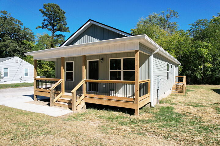 Property Photo:  1016 Tunnel Boulevard  TN 37411 