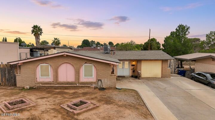Property Photo:  10438 Tomwood Avenue  TX 79925 