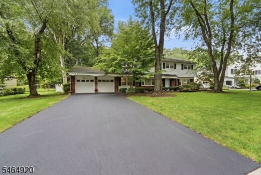 Property Photo:  18 Druid Hill Dr  NJ 07054 