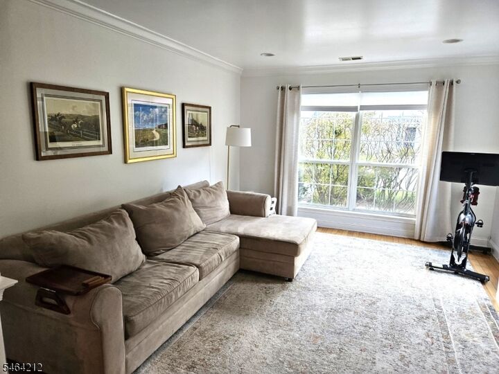 Property Photo:  21 Prescott Court  NJ 07920 