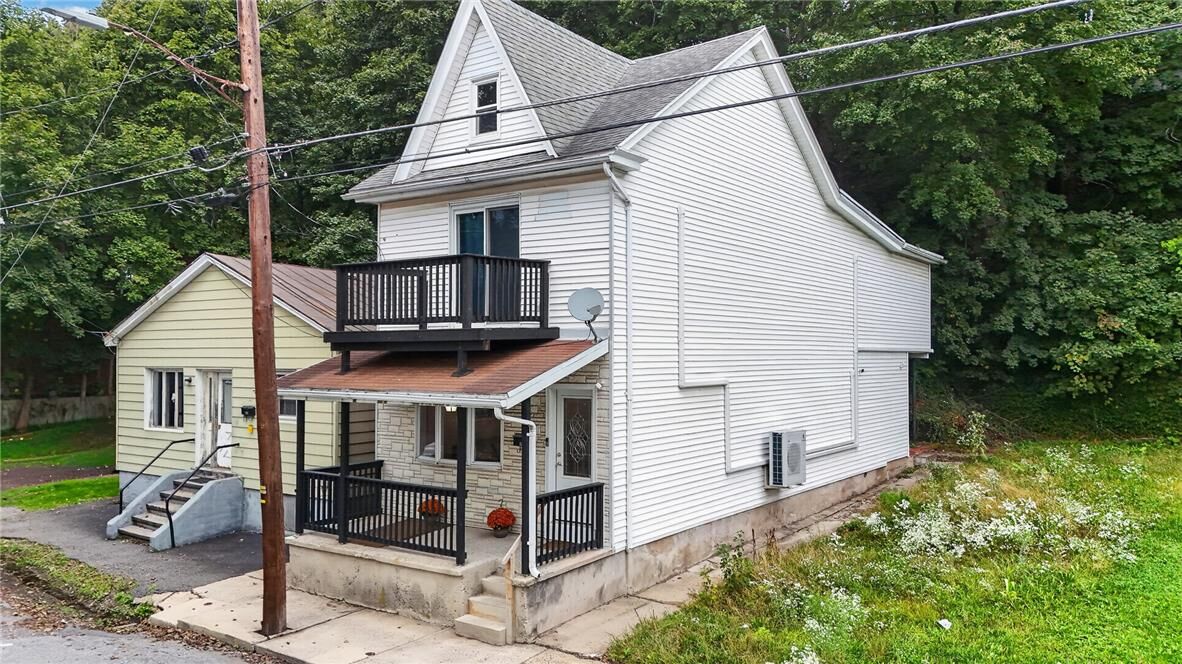 Property Photo: 215 Schuylkill Avenue PA 18252