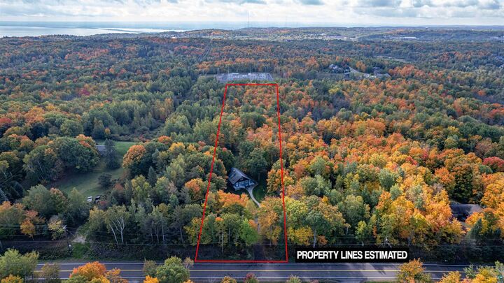 Property Photo:  2010 Norton Rd  MN 55803 