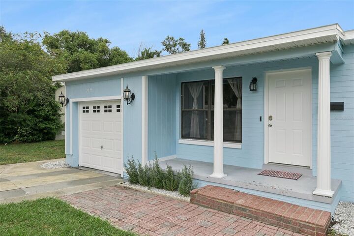 Property Photo:  2919 Huntington Street  FL 32803 