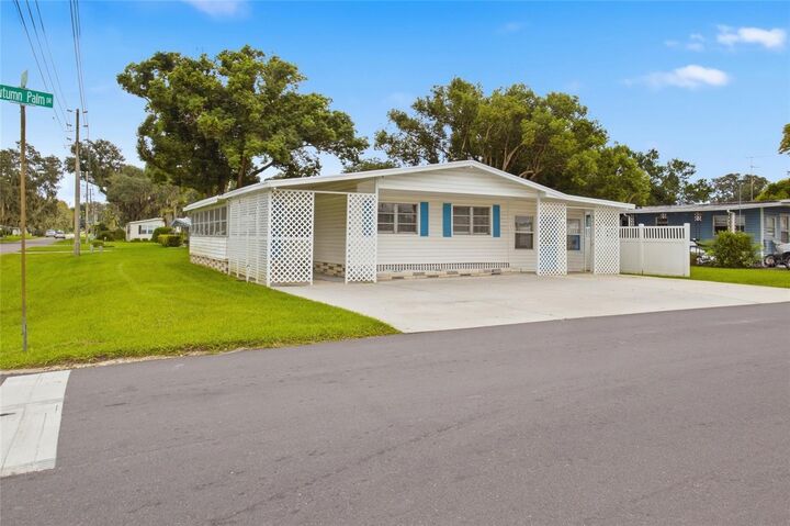 Property Photo:  4722 Autumn Palm Drive  FL 33542 