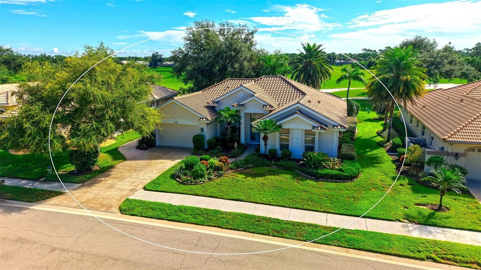 Property Photo: 116 Ventana Way FL 34292
