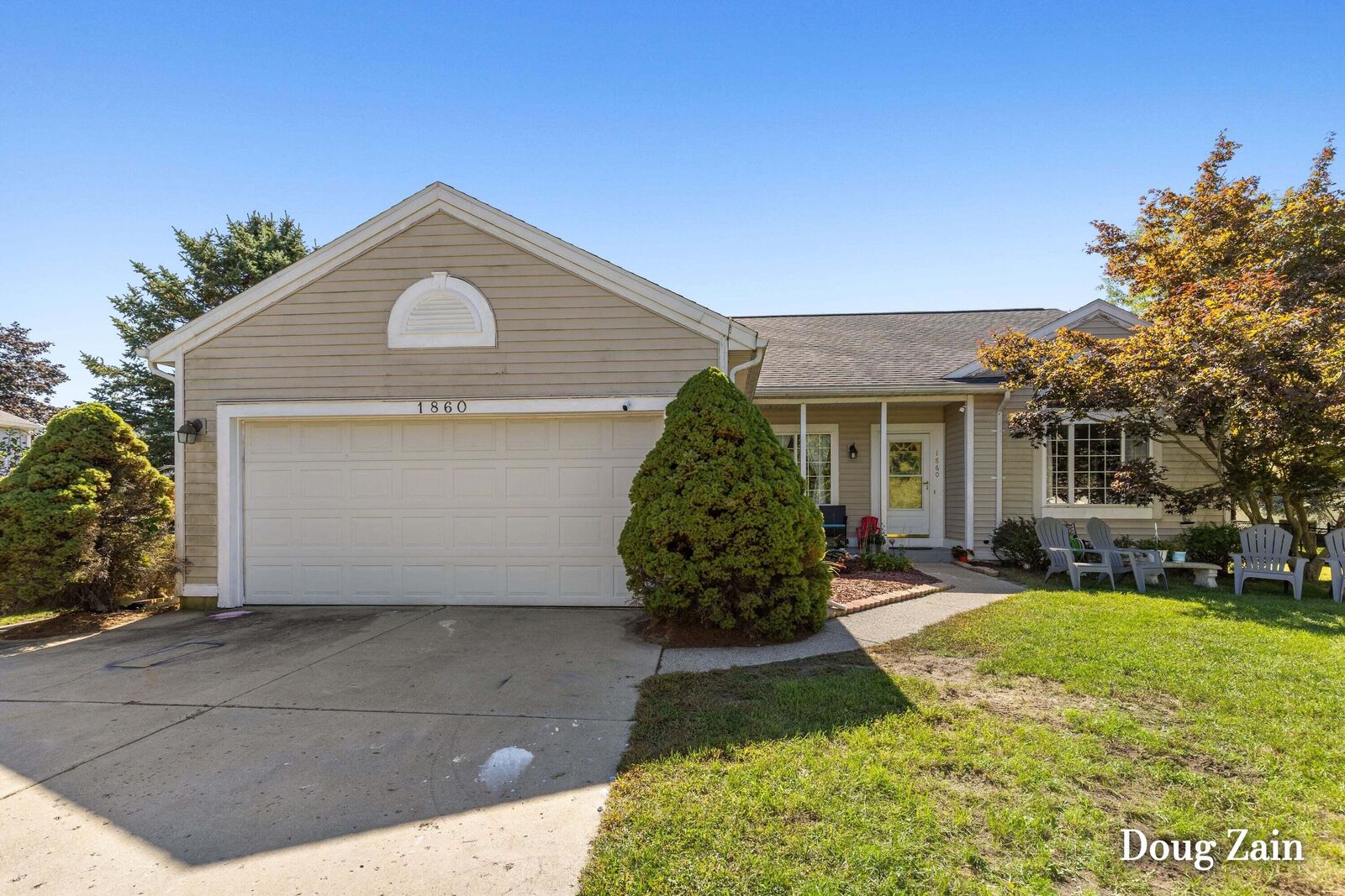 Property Photo: 1860 Sandrel Drive NE MI 49505