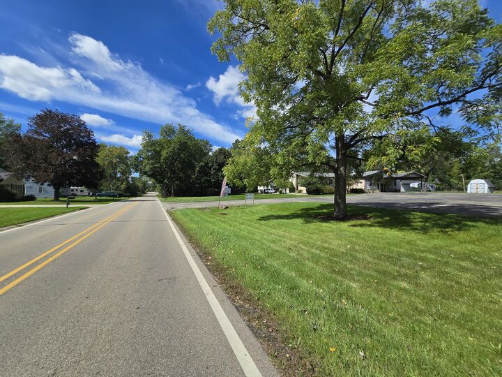 Property Photo: 1800 Park Road MI 49203