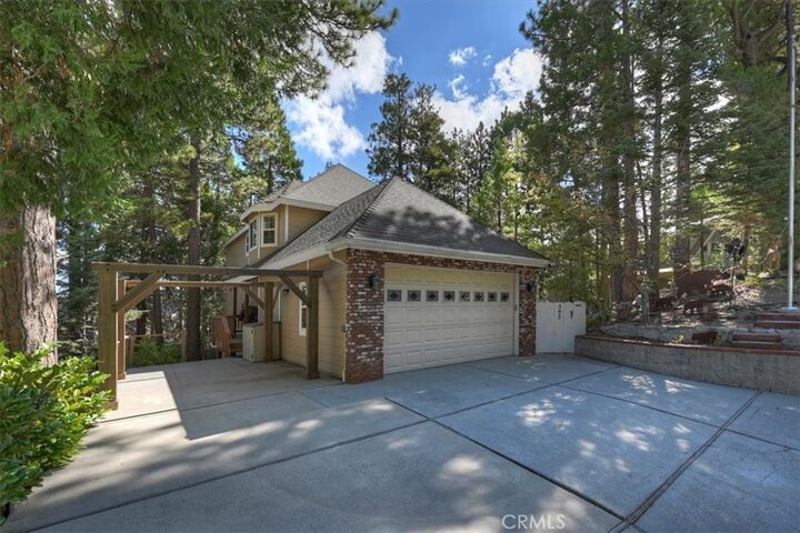 Property Photo:  393 Brentwood  CA 92352 