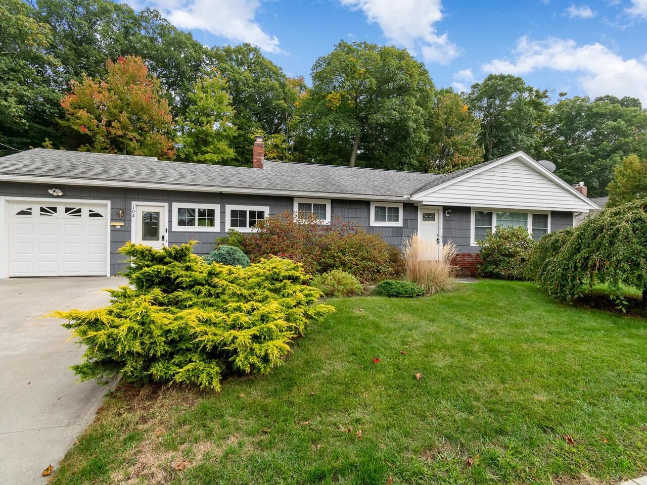 Property Photo: 104 Wildwood Drive VT 05408