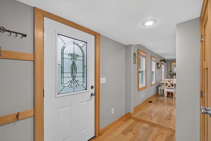 Property Photo:  1061 Wall Street  MN 55309 