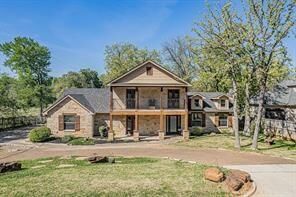 Property Photo: 616 Frontier Court TX 76034