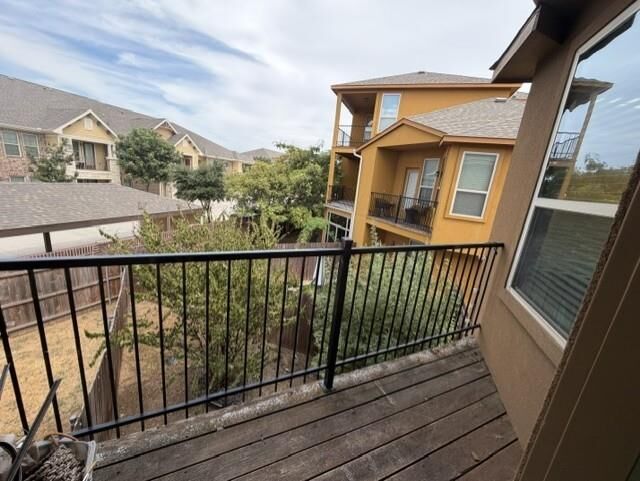 Property Photo:  2660 Venice Drive 1  TX 75054 