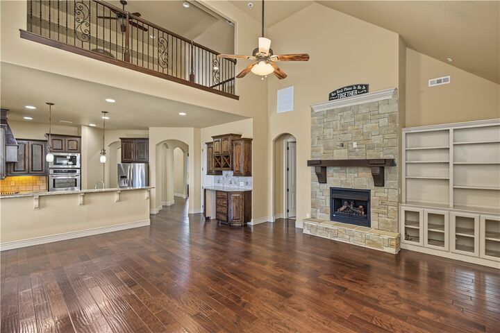 Property Photo:  6600 S Willowridge Lane  AR 72758 