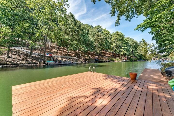 Property Photo: 56 Tewkesbury Circle Drive AR 72714