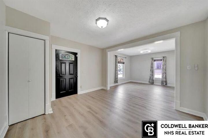 Property Photo: 714 N Iowa Avenue NE 68467