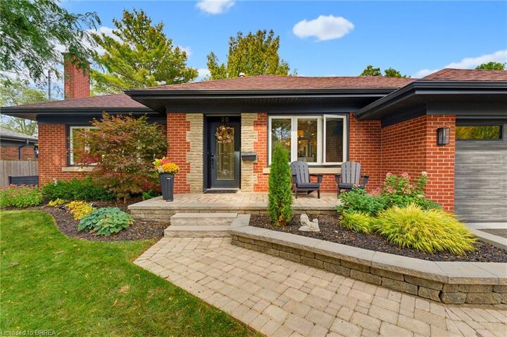 Property Photo:  25 Elm Street  ON N3R 4T7 