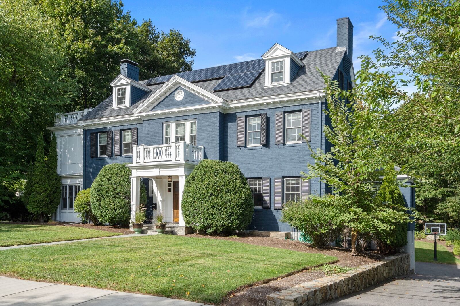 Property Photo: 91 Nehoiden Rd MA 02468