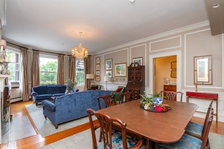 Property Photo:  164 Beacon St 2  MA 02116 