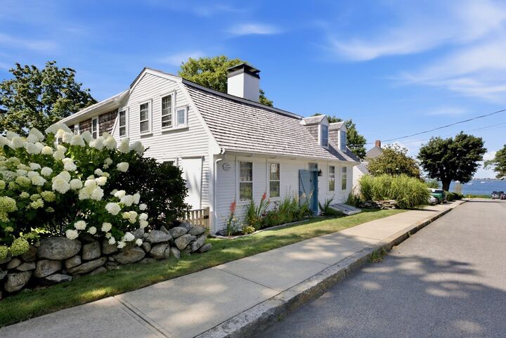 Property Photo:  8 Winter St  MA 02360 