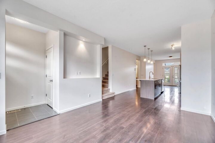 Property Photo:  94 Legacy Boulevard SE  AB T2X 0Y6 