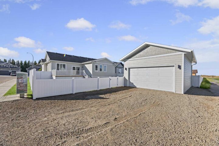 Photo de la propriété: 38 Viceroy Crescent AB T4H 0G2