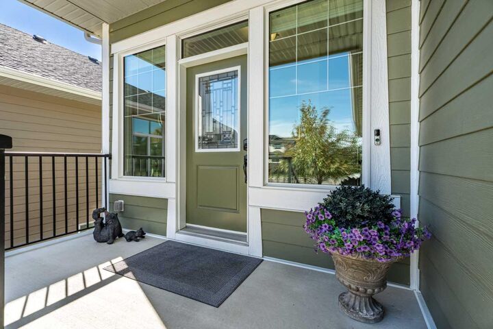 Property Photo:  152 Ranch Road  AB T1S 0P4 