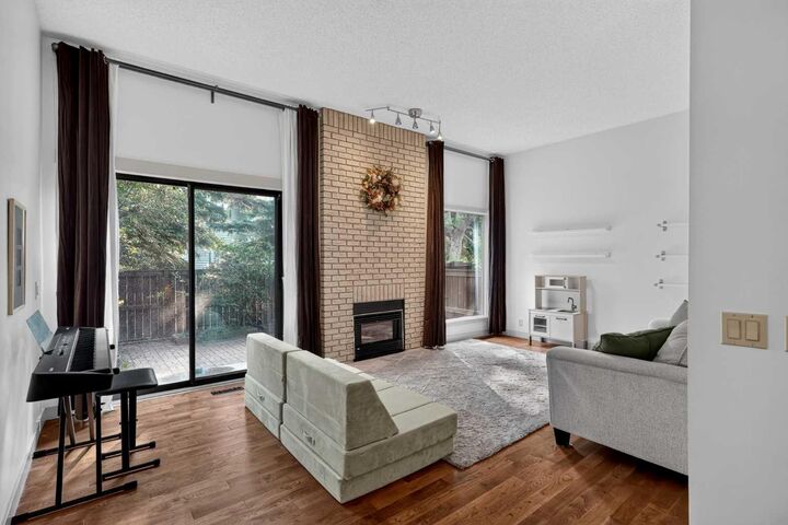 Property Photo:  571 Point McKay Grove NW  AB T3B 5C4 