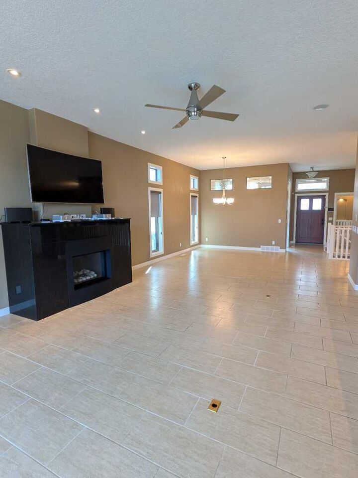 Property Photo:  116 Bridle Estates Road SW  AB T2Y 0G1 