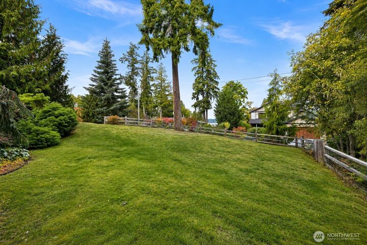 Property Photo: 4618 Lakeway Drive WA 98229