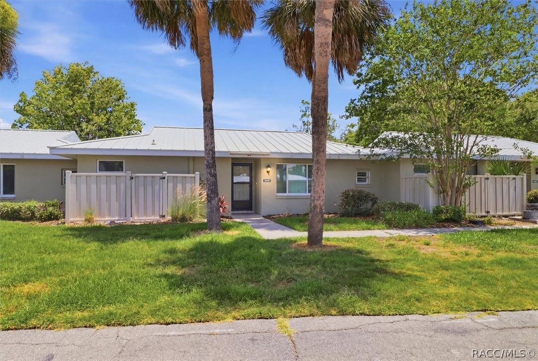 Property Photo: 11479 W Sandpiper Court FL 34429
