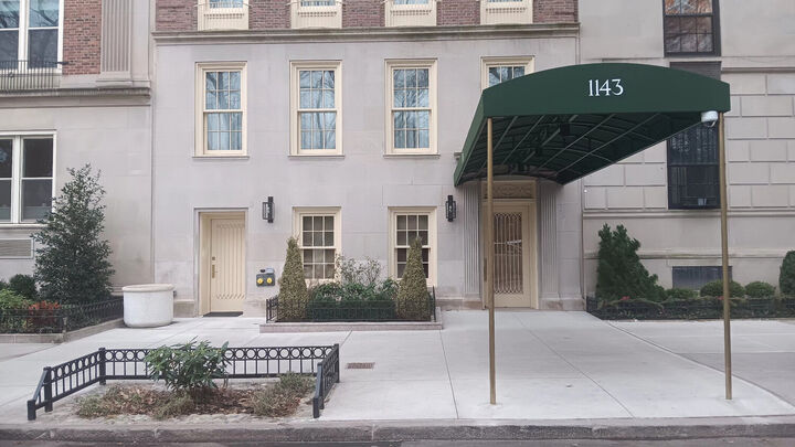 Property Photo:  1143 5th Avenue  NY 10128 
