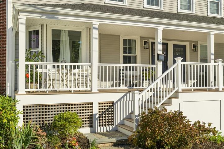 Property Photo:  10 Champlin Street 10  RI 02840 