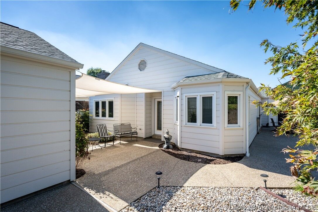 Property Photo:  38 Abby Chase  IN 47130 