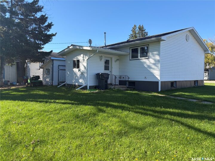 Property Photo: 403 & 401 Main Street SK S0A 2Z0