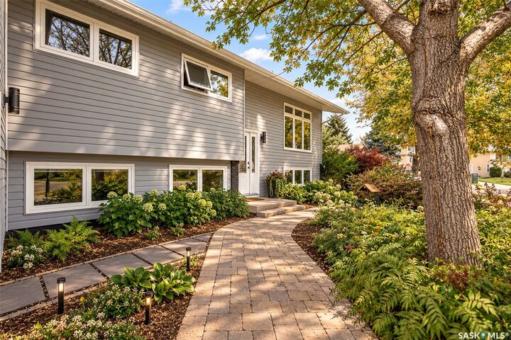 Property Photo:  66 Edelweiss Crescent  SK S6J 1E5 