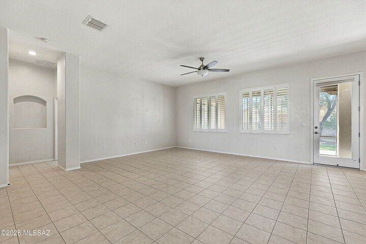 Property Photo:  15153 N Pelham Road  AZ 85739 