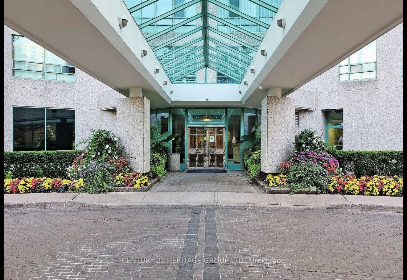 Property Photo:  7805 Bayview Avenue 525  ON L3T 4X3 