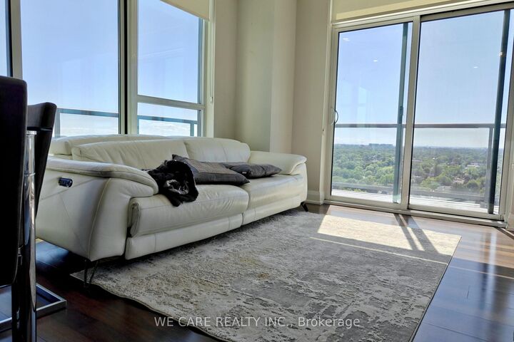 Property Photo:  68 Canterbury Place Ph05  ON M2N 0H8 