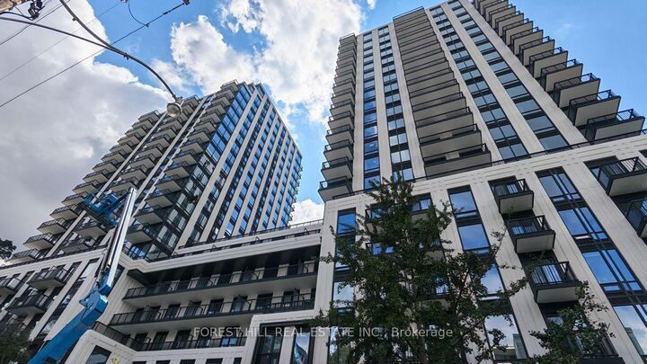 Property Photo: 89 Montclair Avenue 1220 ON M5P 0A9