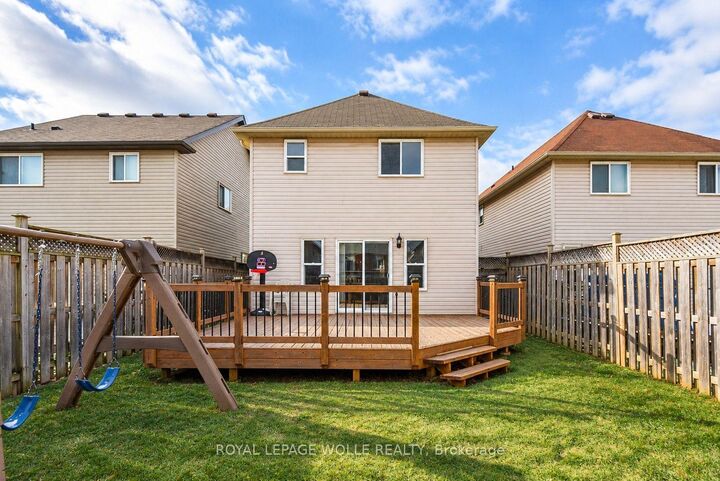 Property Photo:  16 Frankfurt Street  ON N2R 1T5 