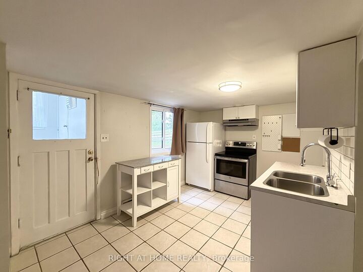 Property Photo:  214 Greenwood Avenue Lower  ON L1J 1W6 
