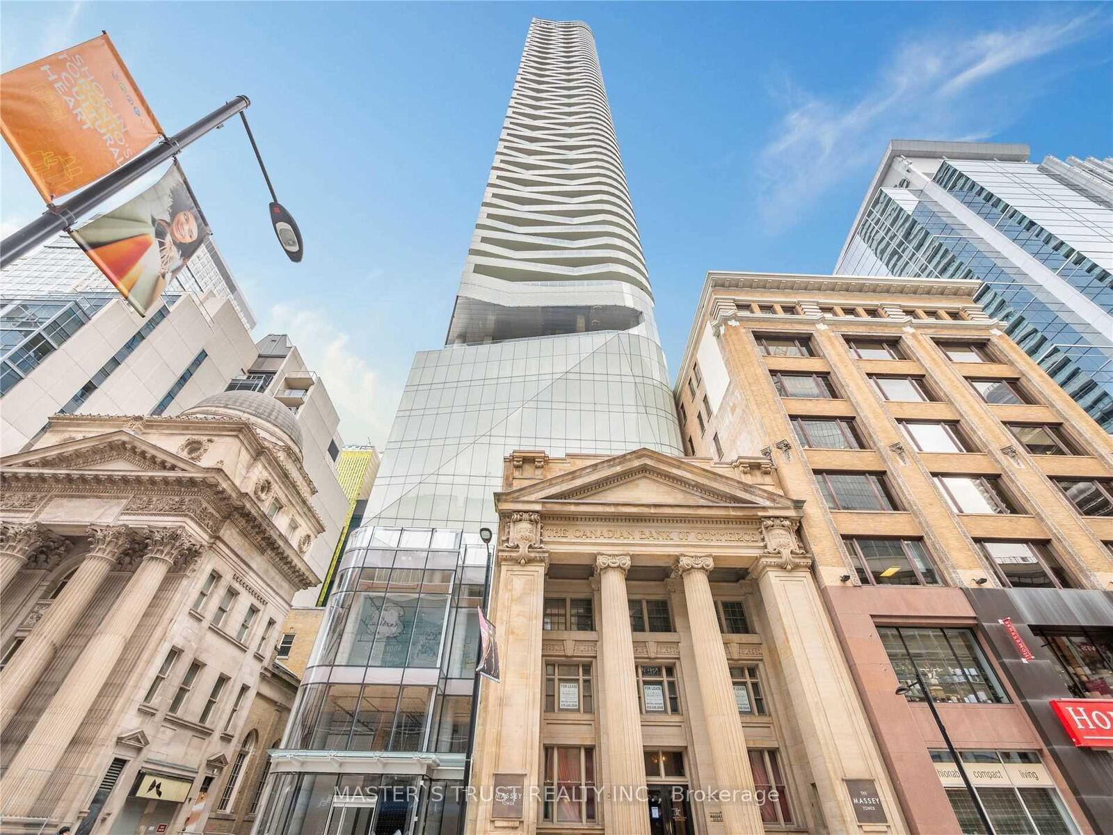 Property Photo:  197 Yonge Street 2609  ON M5B 1M4 