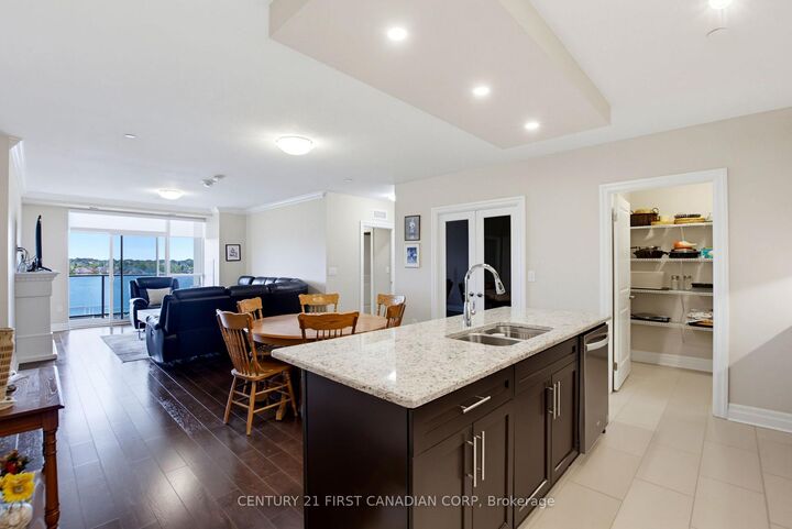 Property Photo:  260 Villagewalk Boulevard 507  ON N6G 0W6 